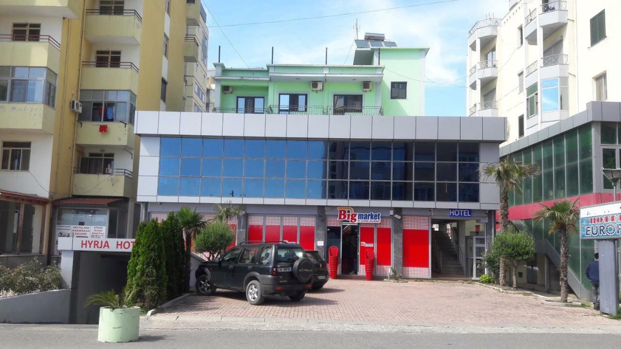 Hotel Europa Лежа Экстерьер фото
